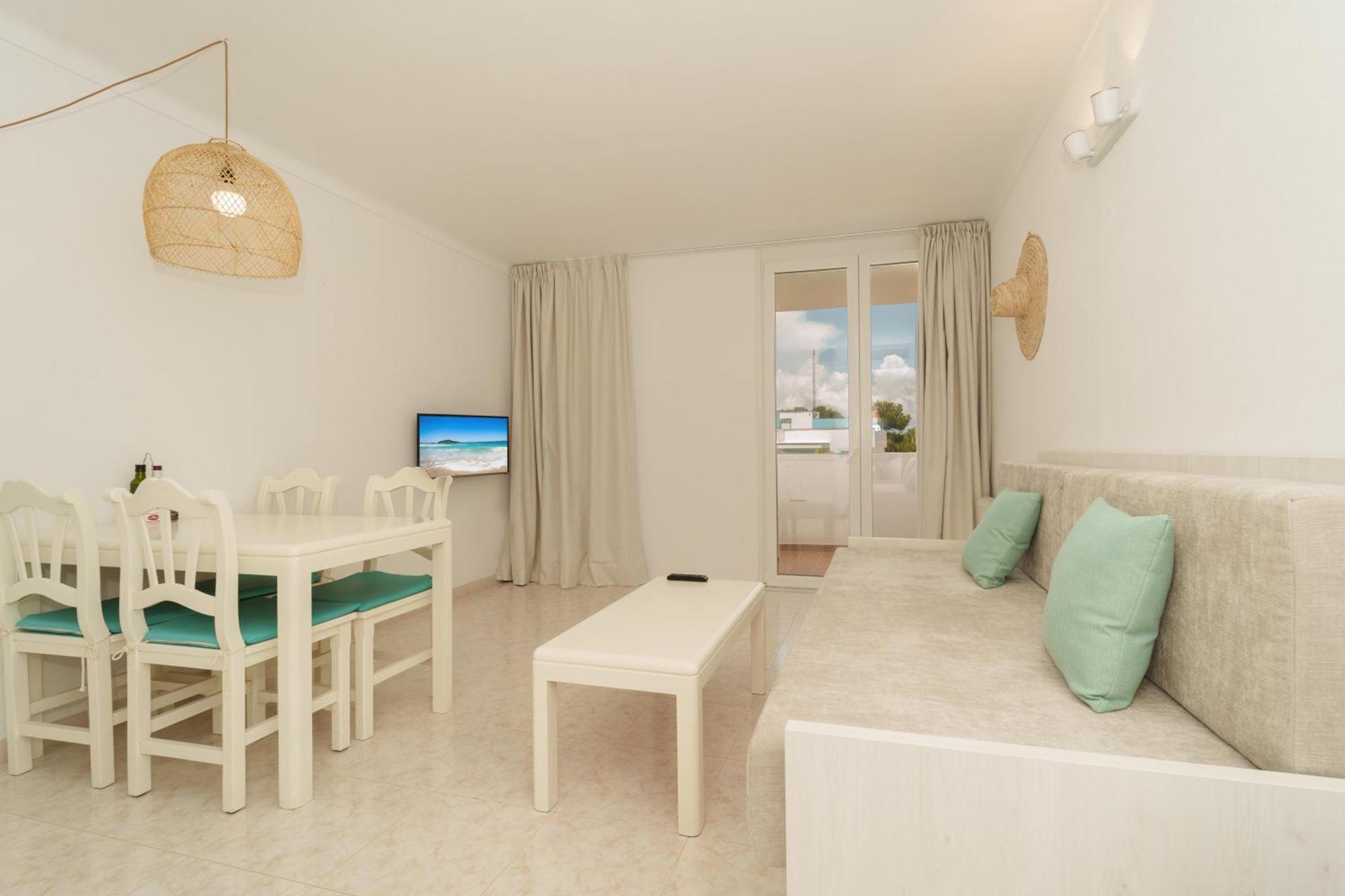 Apartaments Andreas Colonia de Sant Jordi Luaran gambar