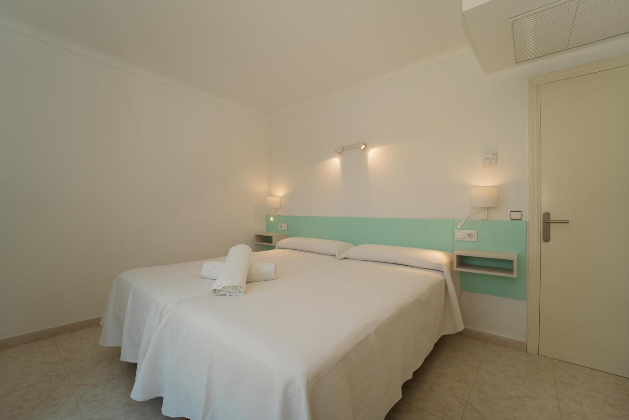 Apartaments Andreas Colonia de Sant Jordi Luaran gambar